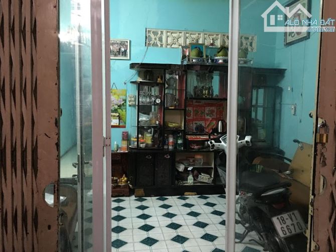**Ô TÔ ĐẬU ĐỖ SÁT NHÀ - DƯƠNG BÁ TRẠC, QUẬN 8 - 4x14M - NỞ HẬU NHẸ - CHỈ 4 T.Ỷ HƠN** - 1