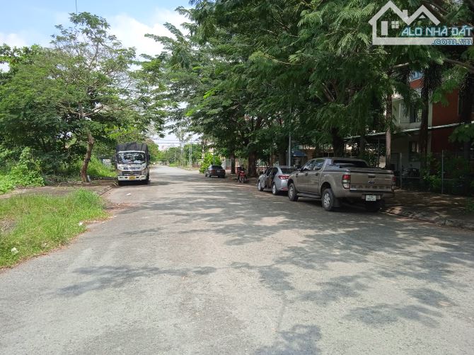 Bán nhanh đất thổ cư hẻm nhựa 12m Nguyễn Văn Tạo, Nhà Bè