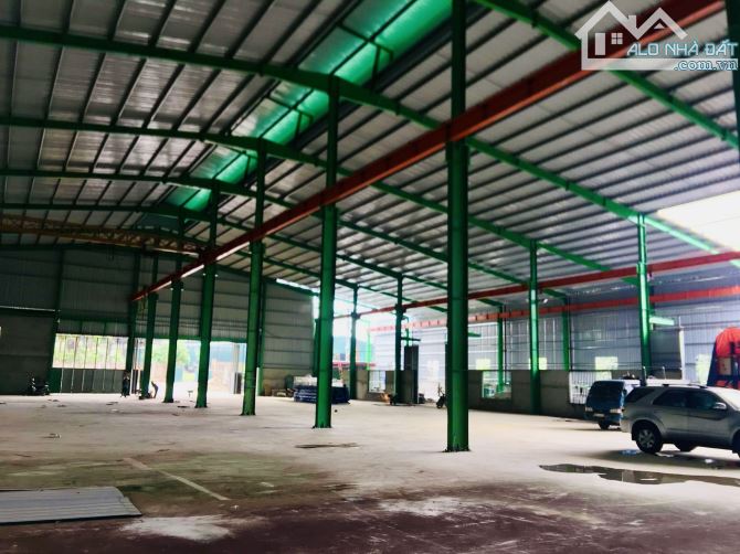 Cần cho thuê 2400m2 nhà xưởng khung zamil sẵn cầu 5 tấn - 1