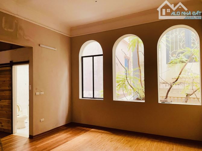 Bán nhà Đường Láng Dt 48m Mt 4m Cách mặt đường 30m Giá 4,8 tỷ - 1
