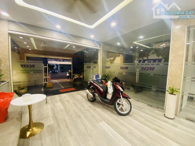 Bán gấp nhà mặt tiền kinh doanh Q6, Dt 8x26m 214m 5 tầng, công ty thuê 100 triệu/tháng - 4