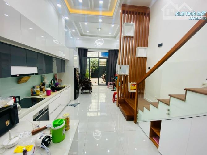 12.2 tỷ - chủ xoắn bán gấp nhà 3 tầng (300m2 sàn ) mặt tiền Tú xương , hiệp Phú ,thủ Đức - 4