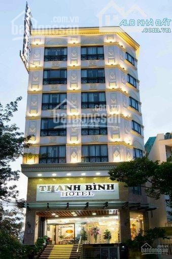 Đi định cư cần bán gấp building khách sạn 3 sao đẹp đường Võ Văn Tần, P6, Q3. DT: 10x40m,