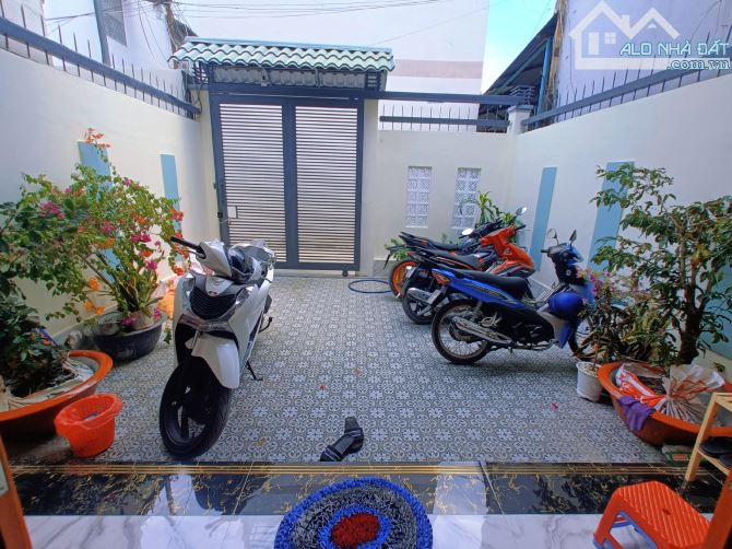 Bán Dãy Mini House 6 Phòng 130m2 Đường Tầm Vu