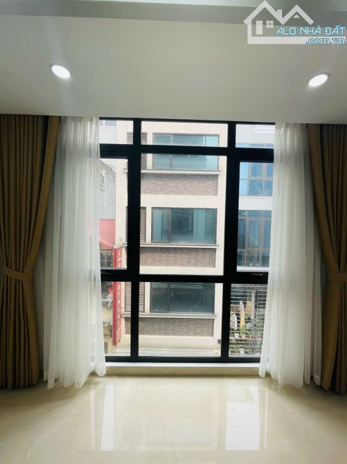 CHO THUÊ VĂN PHÒNG TẠI TRẦN QUANG DIỆU, Ô CHỢ DỪA, ĐỐNG ĐA 30M2