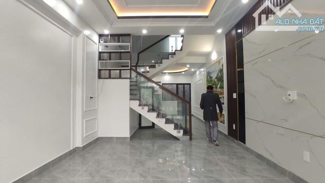 Cần bán Gấp nhà 3 tầng Trần Nhân Tông - Nam Sơn - Kiến An. 62m2, Giá chỉ 2,4 tỷ - 1