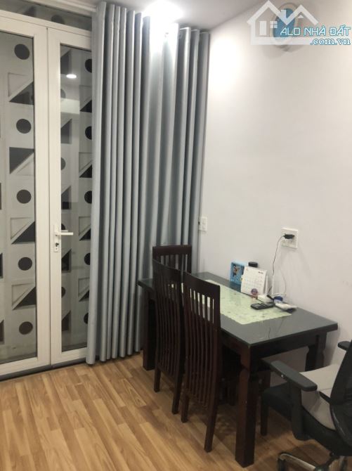 Bán biệt thự khu 101 Nguyễn Chí Thanh p9q5 8x20m 3 lầu giá chỉ 31 tỷ - 1