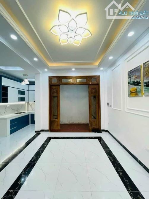 Bán nhà mới mặt ngõ T. Phúc, Tả Thanh Oai. DT 35mx4T. Ô tô tránh cách vài bước chân - 2