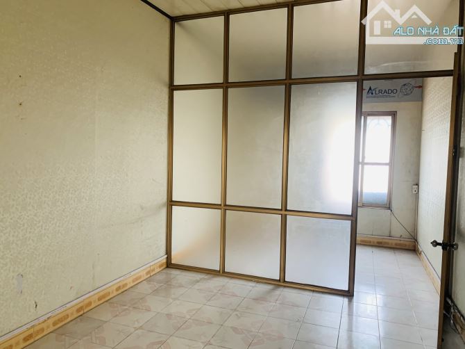 Ms Linh- Bán đất tặng nhà 2 tầng cũ mặt đường Hùng Vương, Quán Toan, giá chỉ 3 tỷ - 2