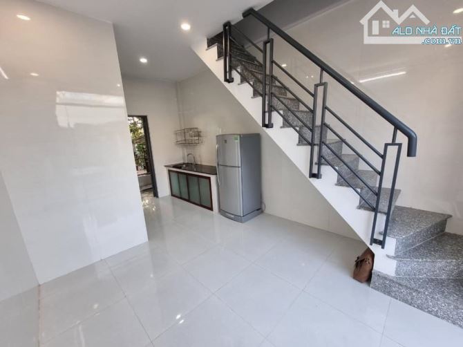 NHÀ  HẺM 5 LÊ QUANG CHIỂU THU NHẬP 14TR/THÁNG FULL PHÒNG - 5