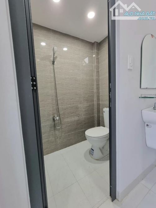 NHÀ  HẺM 5 LÊ QUANG CHIỂU THU NHẬP 14TR/THÁNG FULL PHÒNG - 6