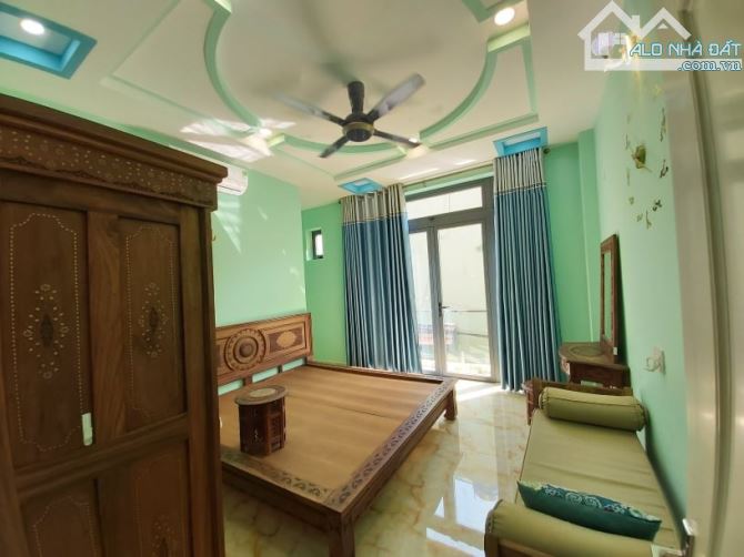 Bán nhà đường Nguyễn Sơn, Tân Phú, 64m2, 3 tầng, 5,4m x 12m, 7 tỷ 5 - 7