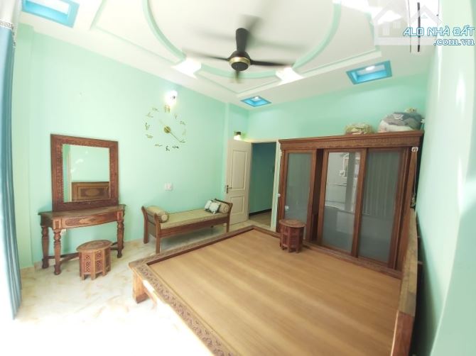 Bán nhà đường Nguyễn Sơn, Tân Phú, 64m2, 3 tầng, 5,4m x 12m, 7 tỷ 5 - 9