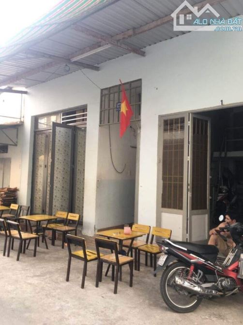 Bán dãy trọ 15 phòng gần CV phần mềm Quang Trung, Q12. DT: 8x18m, giá 8.9 tỷ tl