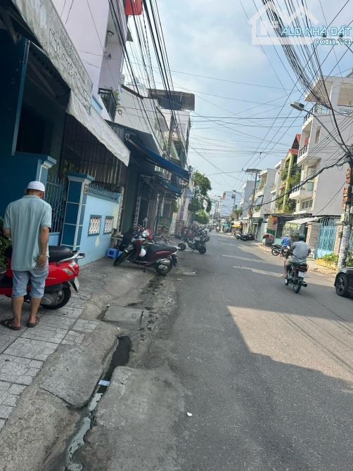 🌟🌟 Bán nhà 4 tầng mặt tiền kinh doanh đường Đồng Nai, Phước Hải, Nha Trang . Ngang 6.3m
