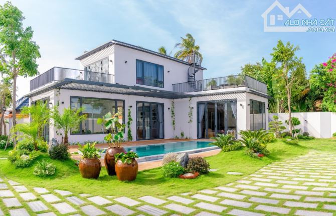 Bán biệt thự khu phố VIP Hàm Tiến, Mũi Né - 400 và 600m2 - 1
