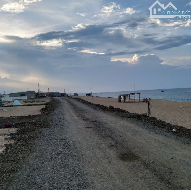 Bán lô Đất View Biển Phú Yên , Đoạn Sân Bay Tuy Hòa đi Vịnh Vũng  Rô. - 2