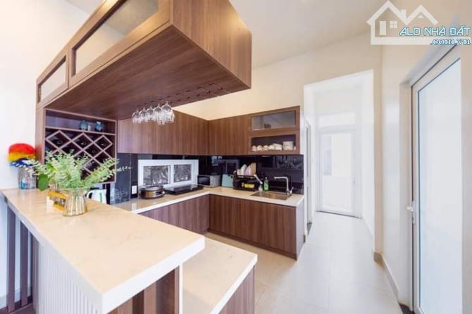 Chính chủ gửi bán villa trung tâm phường 7, Đà Lạt, view đẹp 252m2 giá 13 tỷ - 1