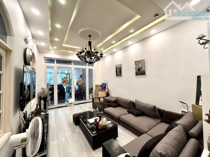 HẺM XE HƠI PHỔ QUANG, TÂN BÌNH, 120M2 CHUẨN MỰC, NỘI THẤT CAO CẤP, CHỈ 25T TL - 2