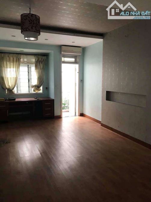 Cho thuê nhà 70m2 xây 5 tầng mặt ngõ 115 phố Nguyễn Khang, Cầu Giấy - 2