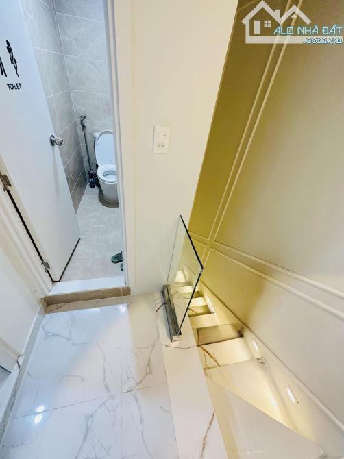 Bán nhà Kinh doanh Spa & Uốn tóc, Quận 1, Hẻm xe hơi thông, Sát mặt tiền, Nhỉnh 5 Tỷ - 4
