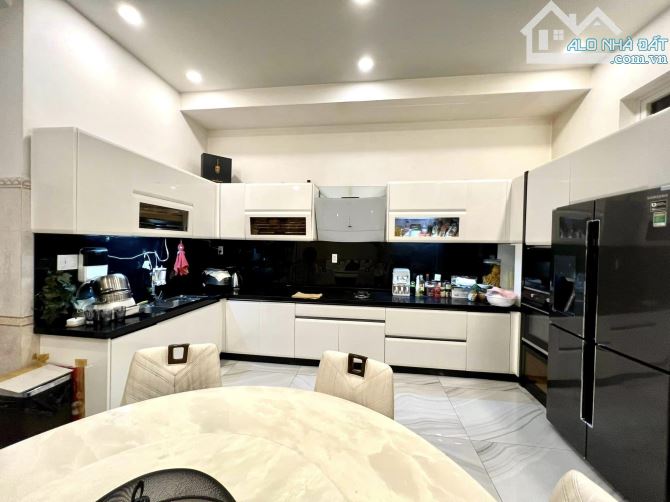 HẺM XE HƠI PHỔ QUANG, TÂN BÌNH, 120M2 CHUẨN MỰC, NỘI THẤT CAO CẤP, CHỈ 25T TL - 9