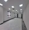 Bán Nhà Hoàng Quốc Việt, 121m2, 9 tầng thang máy, mt 6.3m, giá 42.6 tỷ