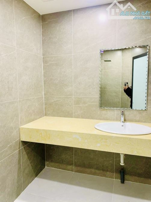 Cho thuê căn hộ thang máy đủ tiện nghi khu Trần Khát Chân, Phố Huế