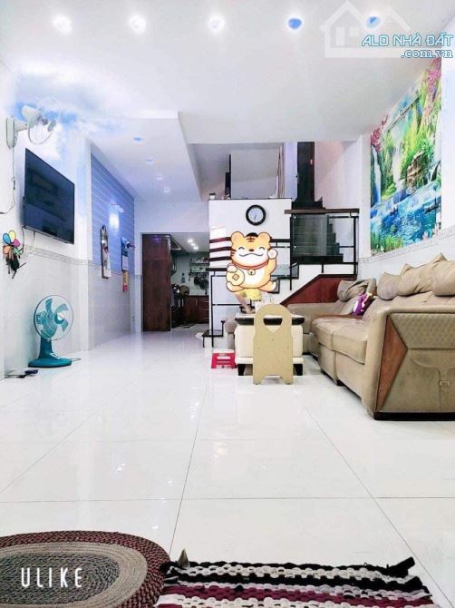 Giảm giá sốc 555tr Phan Huy Ích 52M2 3 tầng giá 4tỷ3