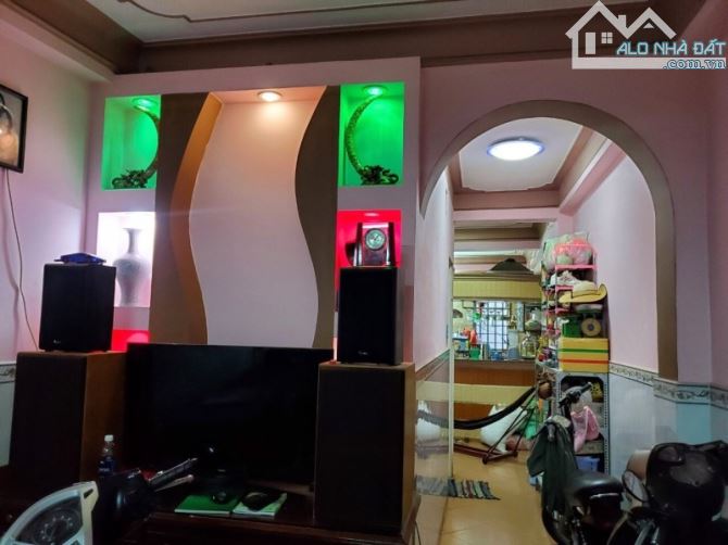 HÀNG VIP - HXT TRÁNH - 85M2 - 5 TẦNG BTCT - PHƯỜNG 3 QUẬN 8 - CHỈ NHỈNH 9 T.Ỷ - 1