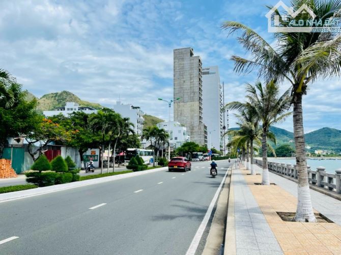 Bán đất mặt đường biển Phạm Văn Đồng - TP. Nha Trang phù hợp xây khách sạn.707m2 ngang 12m - 1
