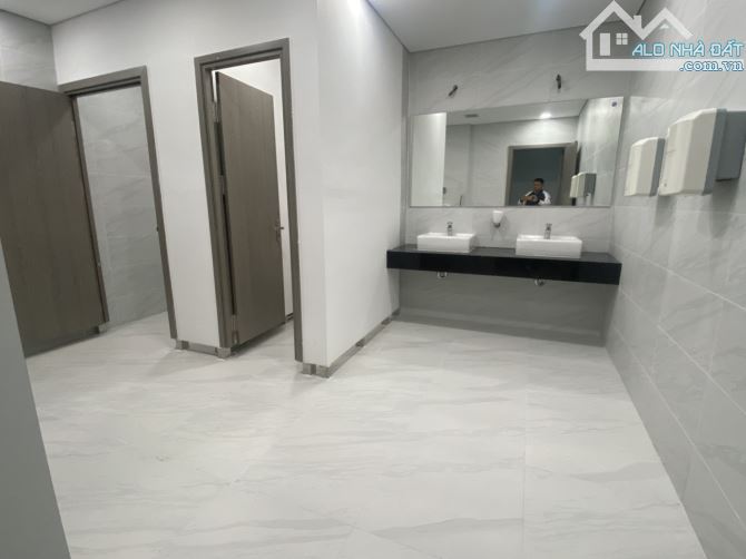 Cho thuê VP đường Nguyễn Huy Tưởng, Thanh Xuân, HN. DT 200 - 800m thông sàn. Giá 220k/m/th - 12