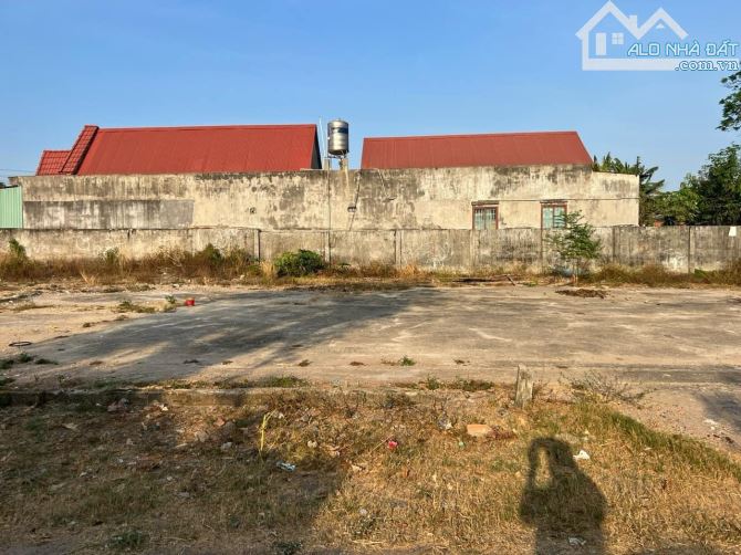 Bán lô đất ở 100 m2 giá cực mềm - 2
