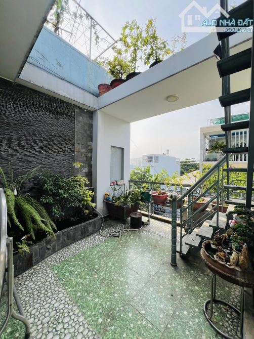 Bán nhà 4 tầng 4x20m full thổ cư, mặt tiền xe hơi, gần bến xe An Sương, Bà Điểm, Hocmon - 2