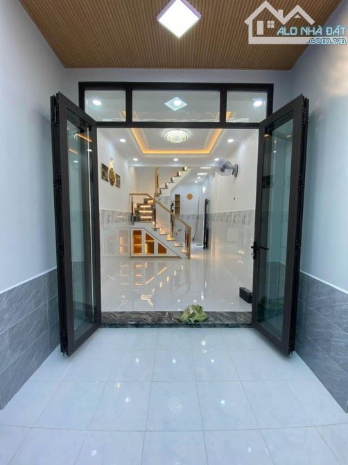 Chủ gửi bán cực gấp nhà Q.Tân Phú, Tây Thạnh hẻm 165// giá 3,2 tỷ/28m2 1 lầu - 3