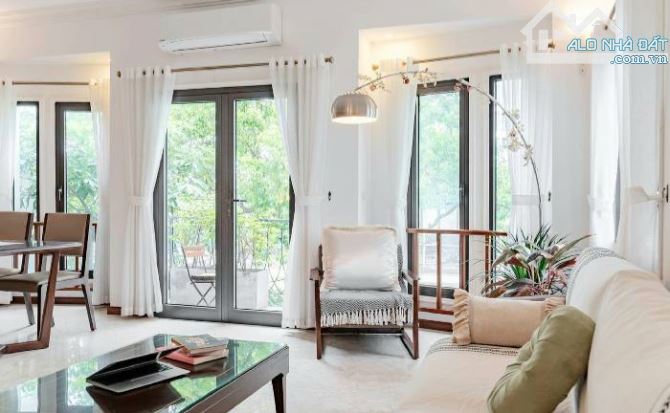 BÁN TÒA APARTMENT 10 TẦNG P.QUẢNG AN - THANG MÁY - FULL NỘI THẤT -HS 20.000$/THÁNG - Ô TÔ - 3