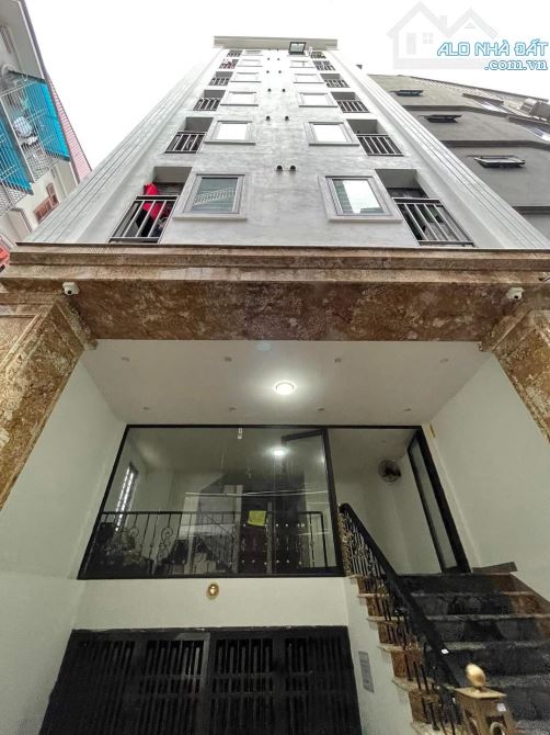Bân toà nhà căn hộ cho thuê, ô tô đỗ cửa, Lạc Long Quân Tây Hồ 8 tầng 42 tỷ