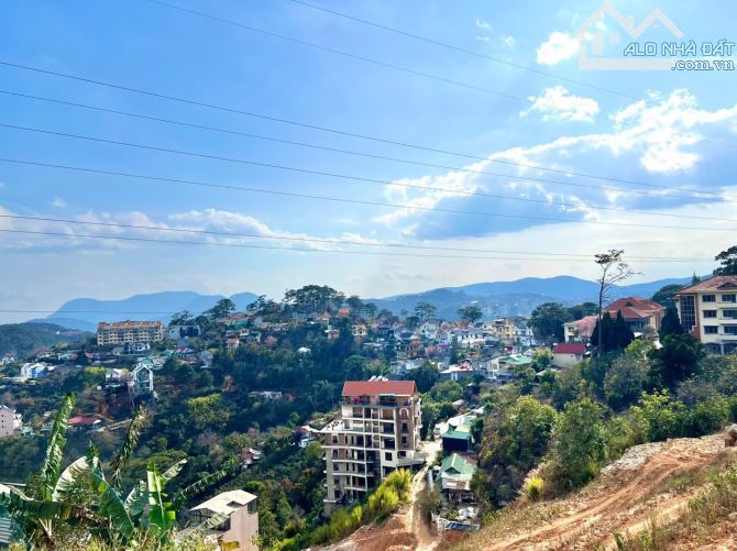 BIỆT THỰ TRÊN CUNG ĐƯỜNG HOÀNG GIA YÊN THẾ ĐÀ LẠT