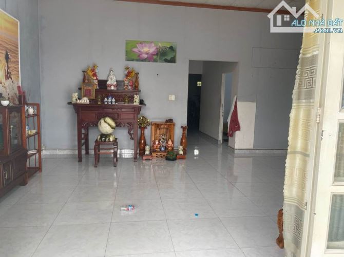 Cần bán gấp căn nhà cấp 4  nằm gần trường TH Tân Phú Trung, Củ Chi. 600 triệu, SHR - 1