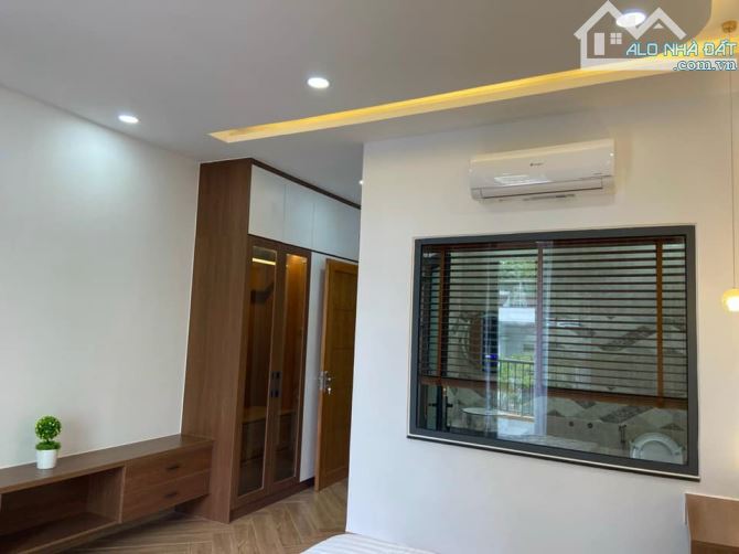 nhà hẻm xe hơi Quang Trung - 80m2 - 5 lầu - thang máy - nội thất cao cấp - khu dân trí cao - 4