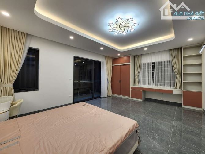 Bân toà nhà căn hộ cho thuê, ô tô đỗ cửa, Lạc Long Quân Tây Hồ 8 tầng 42 tỷ - 6
