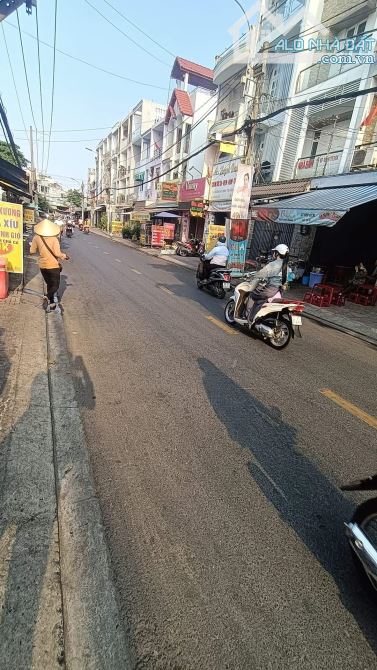 BÁN NHÀ 5 TẦNG -THANG MÁY DÒNG TIỀN  KHU TÊN LỦA ,AEON MALL BÌNH TÂN CHỈ NHỈNH 11 TỶ