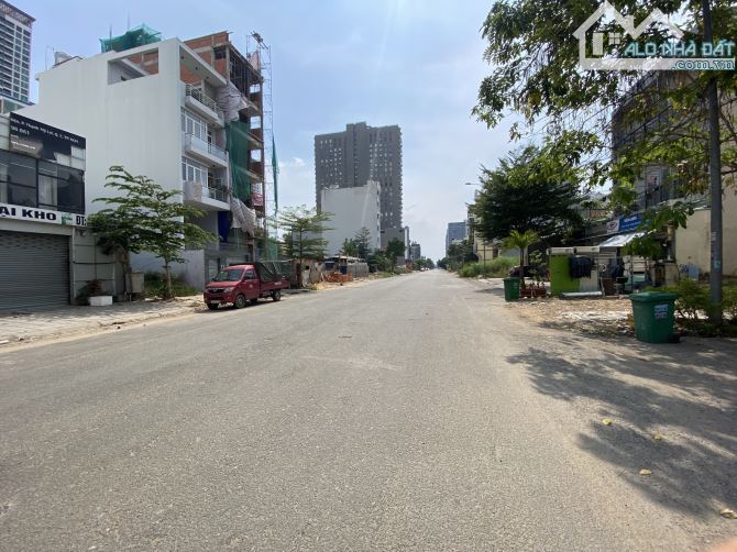 Cho thuê nhà Quận 2 mặt đường Tạ Hiện KDC Huy Hoàng Thạnh Mỹ Lợi TP Thủ Đức (110m2)