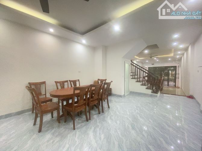 Bán Nhà Văn Phú -HD - Ô tô tránh - Vỉa hè - View Vườn Hoa - 90m - 4 Tầng - quanh 18 tỷ - 11