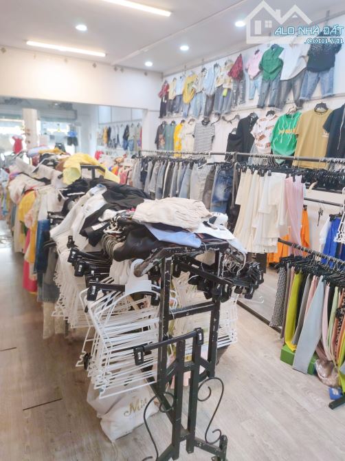 Np226 bán nhà mặt tiền đường Phạm Văn Thuận để chủ đi nước ngoài - 1
