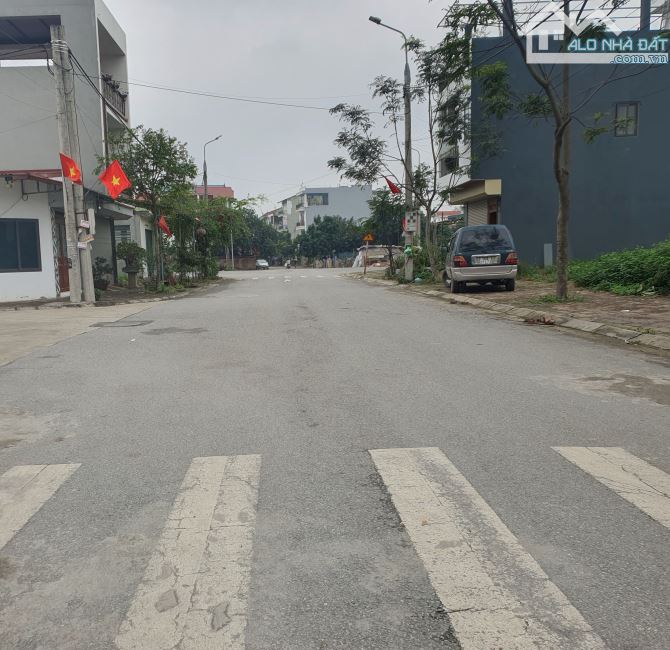 BÁN ĐẤT HẢI BỐI ĐÔNG ANH THÔNG Ô TÔ 61.5M 2.9TỶ - 3