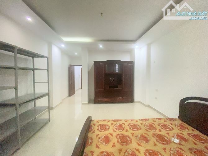 Bán Nhà Văn Phú -HD - Ô tô tránh - Vỉa hè - View Vườn Hoa - 90m - 4 Tầng - quanh 18 tỷ - 4