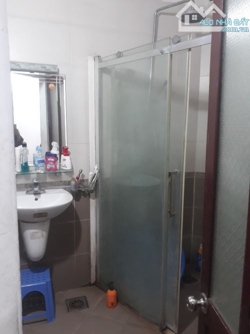 Bán nhà phố Nguyễn Hiền 139m2 giá  28 tỷ - 4