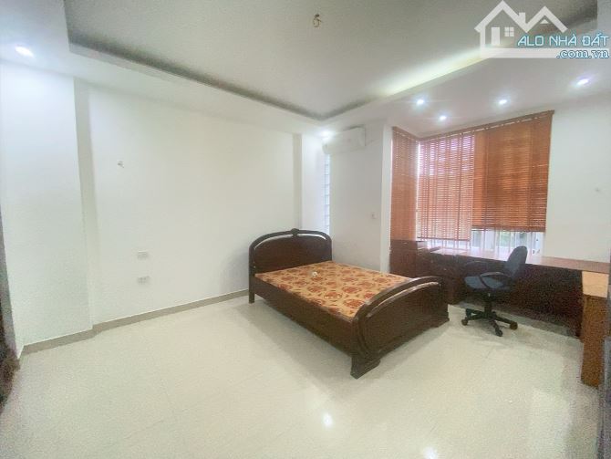Bán Nhà Văn Phú -HD - Ô tô tránh - Vỉa hè - View Vườn Hoa - 90m - 4 Tầng - quanh 18 tỷ - 5