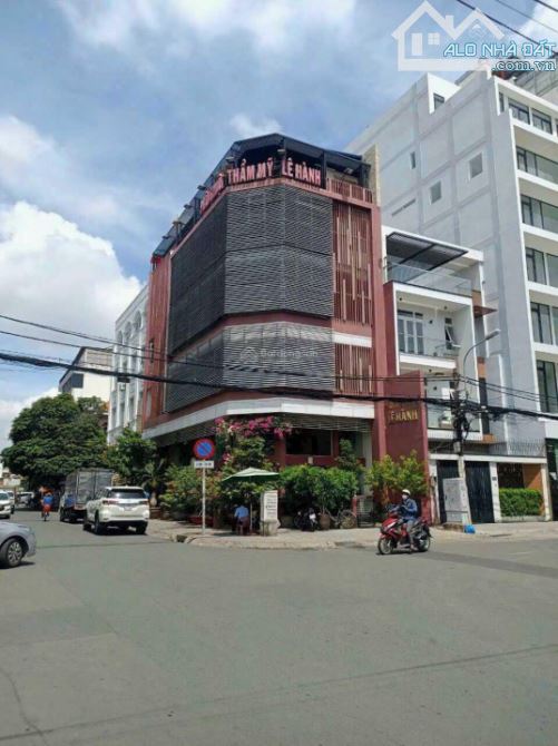 Bán đất 2MT Nguyễn Huy Tưởng, P6, Bình Thạnh. 12x19m, giá giảm 30%, 59 tỷ